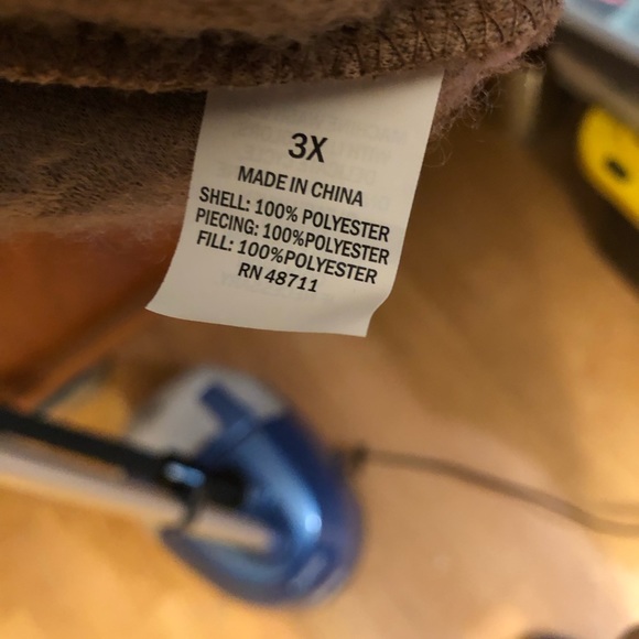 Lite Weight Quilted Teddy Jacket in a dark Carmel Color - Picture 8 of 10